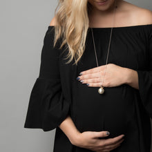 Load image into Gallery viewer, 'Mama-to-Bee' - Hallmarked Pregnancy Necklace - Sterling Silver